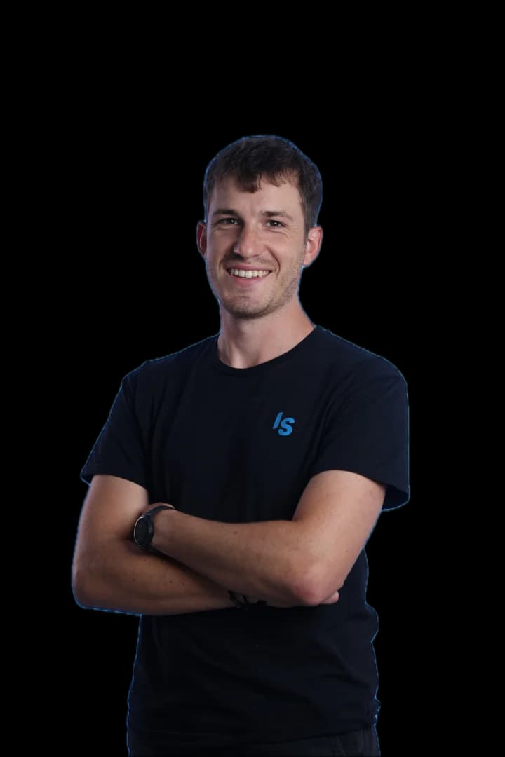 Simon Tonelli, Social Media Manager